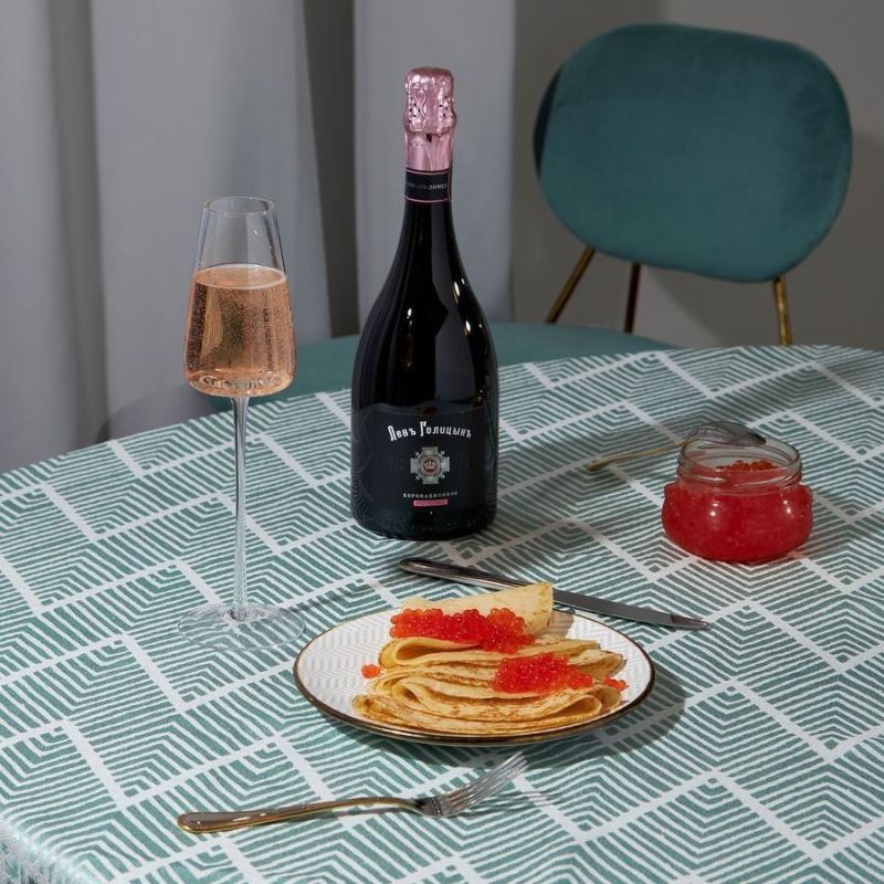 Идеальные пары: игристое вино и рыбные деликатесы