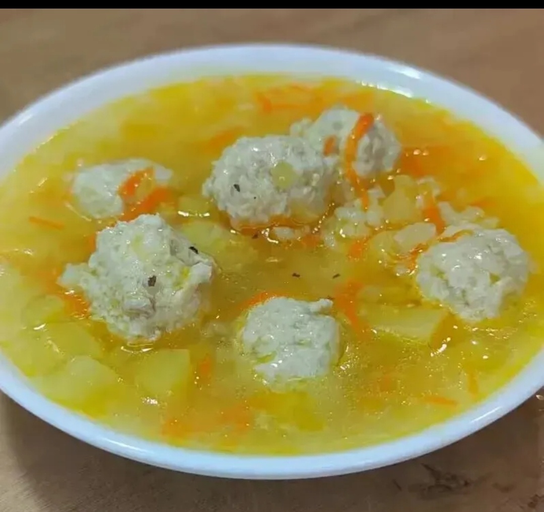 Нежный суп с фрикадельками: быстрый и вкусный рецепт на каждый день
