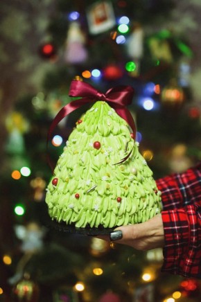 Необычный новогодний торт „Ёлка“: пошаговый мастер-класс