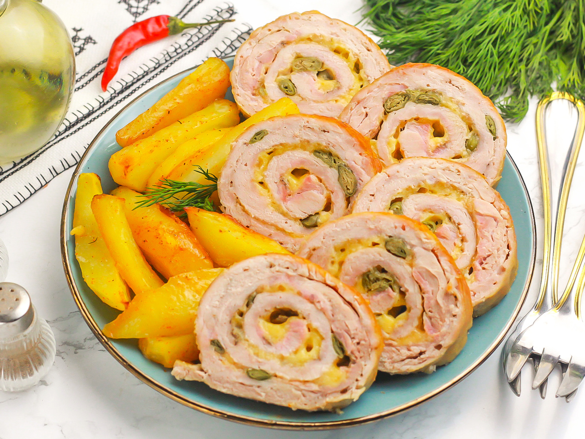 Как приготовить аппетитный рулет из свинины с ароматными начинками