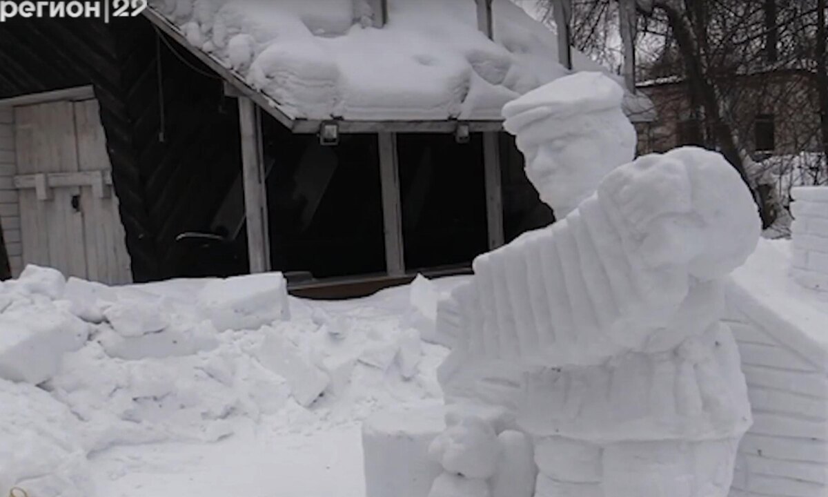 Шангалы встретили участников увлекательного конкурса снежных фигур