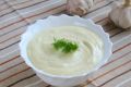 Неожиданная вкуснота: чесночный соус для дерунов