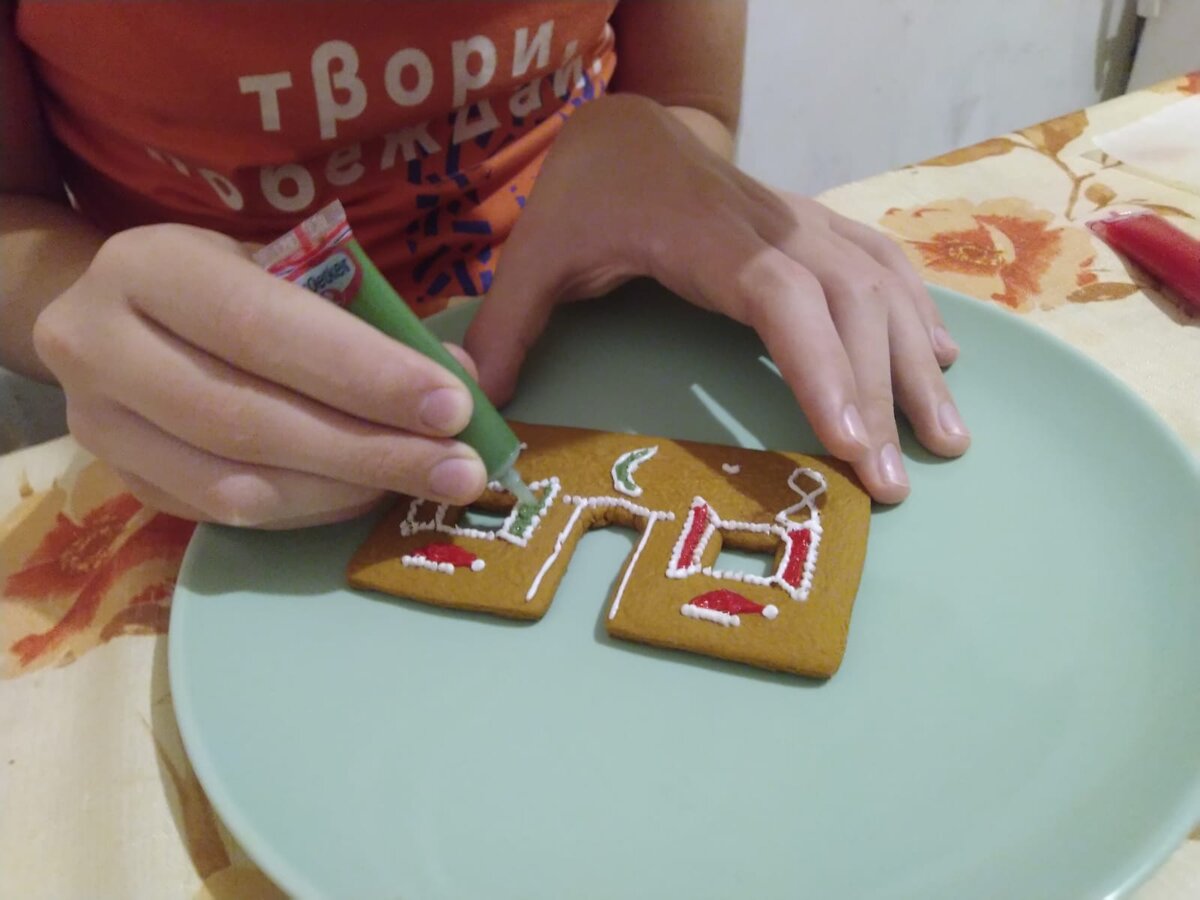 Сказочная сладость: как создать восхитительный пряничный домик