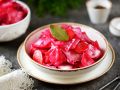 Пикантная закуска из капусты, свеклы и хрена для вашего стола