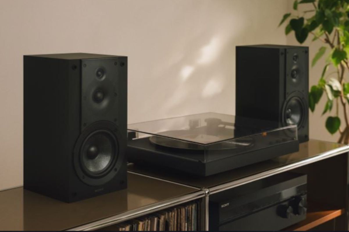 Sony ������������ �� ����� ������ � ����� ������ ��������������� Bluetooth