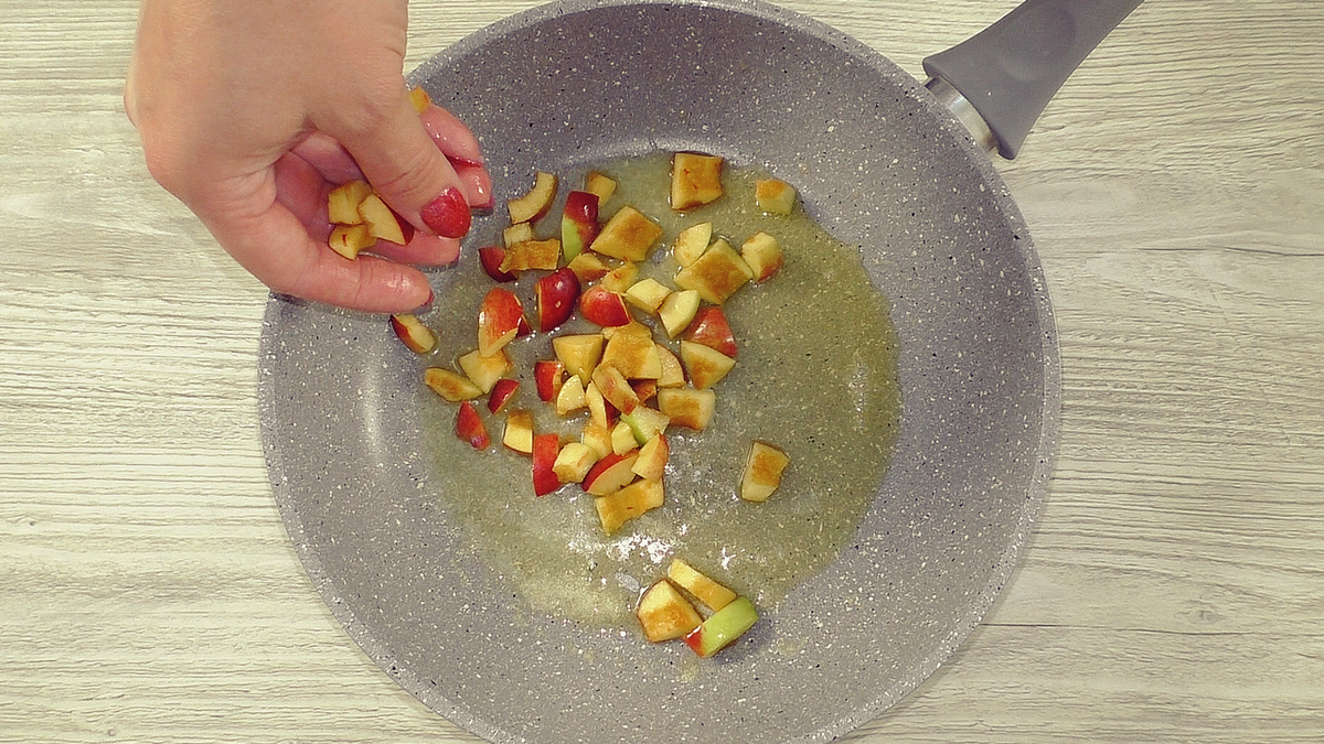 Непревзойденный яблочный десерт: идеальное лакомство к чаю