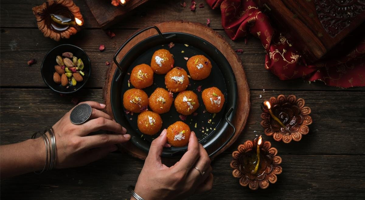 Тяга к сладкому по вечерам: причины и советы специалистов