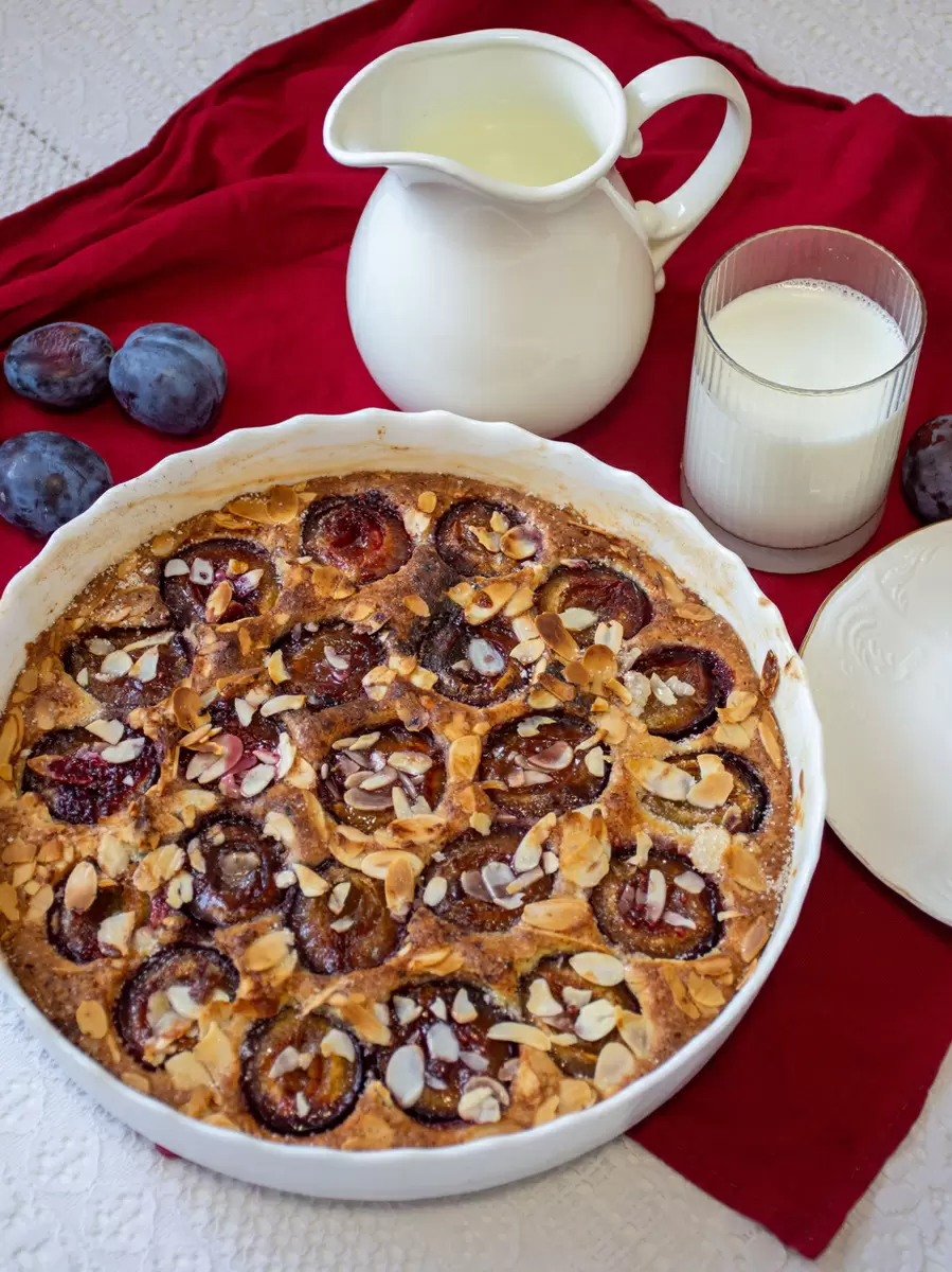 Французский сливовый пирог: осенний вальс вкусов