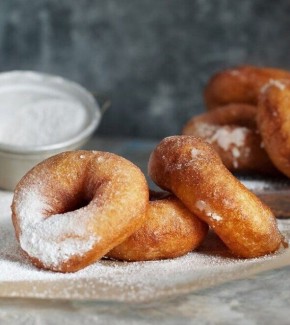 Творожные пончики: Как приготовить ароматное лакомство к чаю