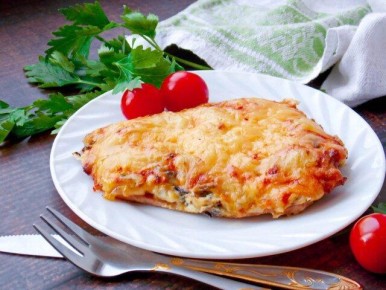 Сочное мясо под грибным соусом: идеальный рецепт отбивной