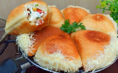 Пирожки из консервов: быстрый и вкусный способ удивить семью