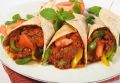 Вкусный остро-сладкий буритос с мясом и фасолью