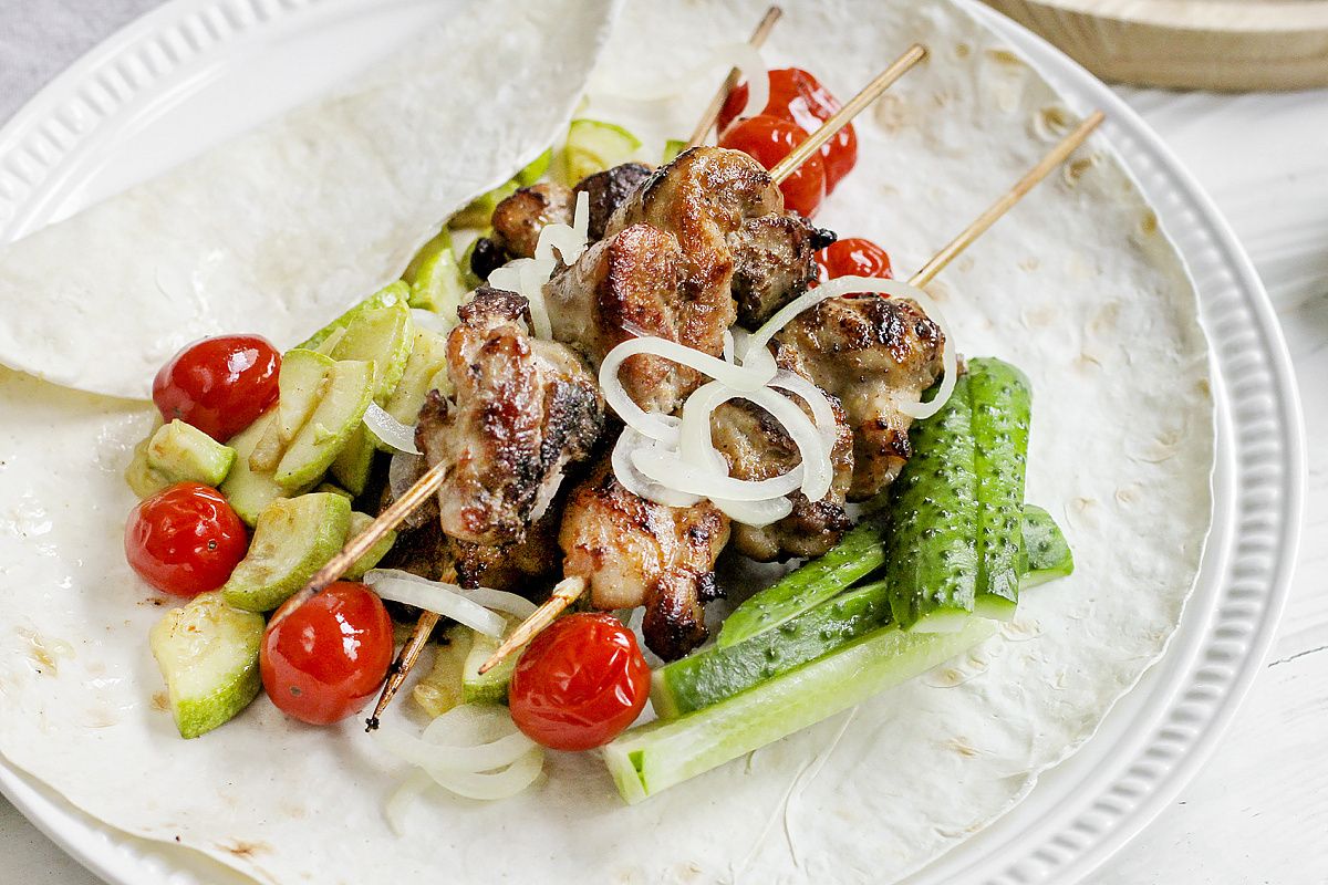 Сочные куриные шашлычки с овощами: создаем летнюю атмосферу на кухне